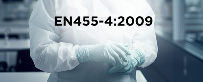 EN455-4:2009 image of doctor with green gloves