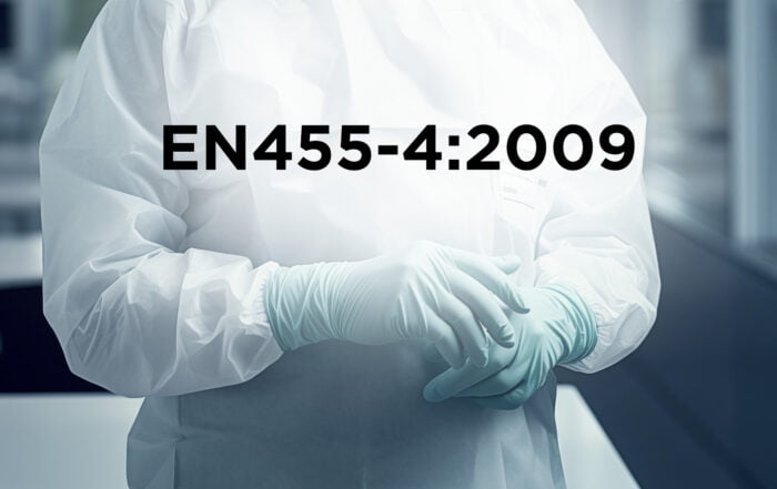 EN455-4:2009 image of doctor with green gloves